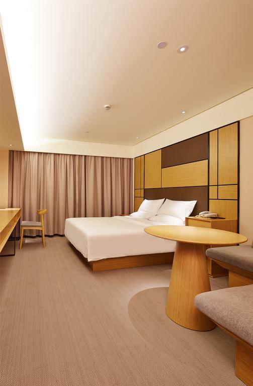 Ji Hotel Shanghai Lujiazui Екстер'єр фото
