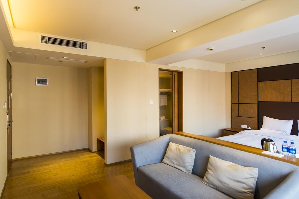 Ji Hotel Shanghai Lujiazui Екстер'єр фото