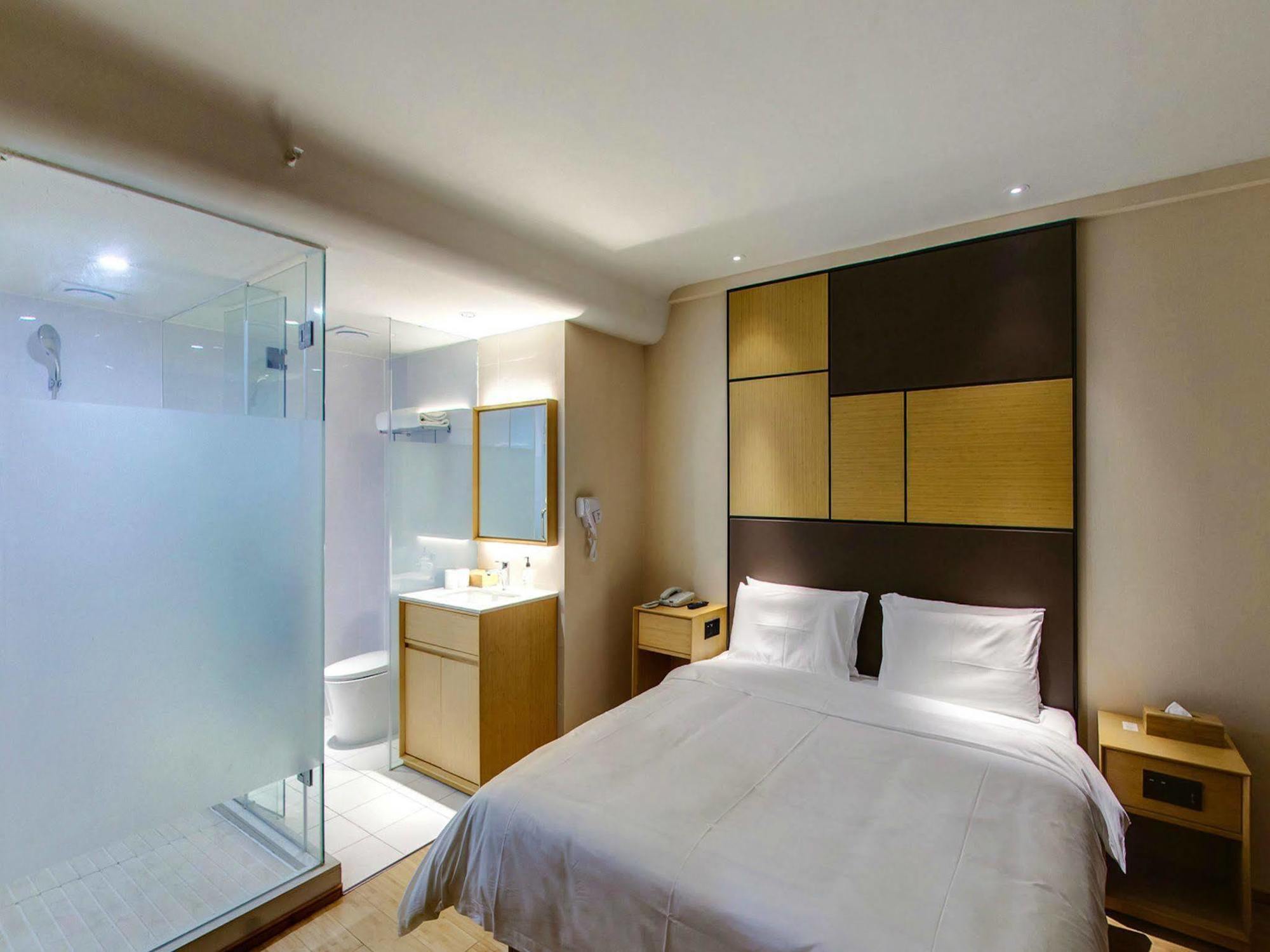 Ji Hotel Shanghai Lujiazui Екстер'єр фото